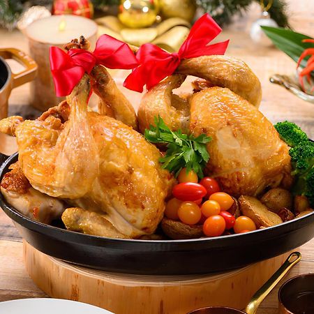 Shin Furano Prince Hotel מראה חיצוני תמונה A whole roasted chicken