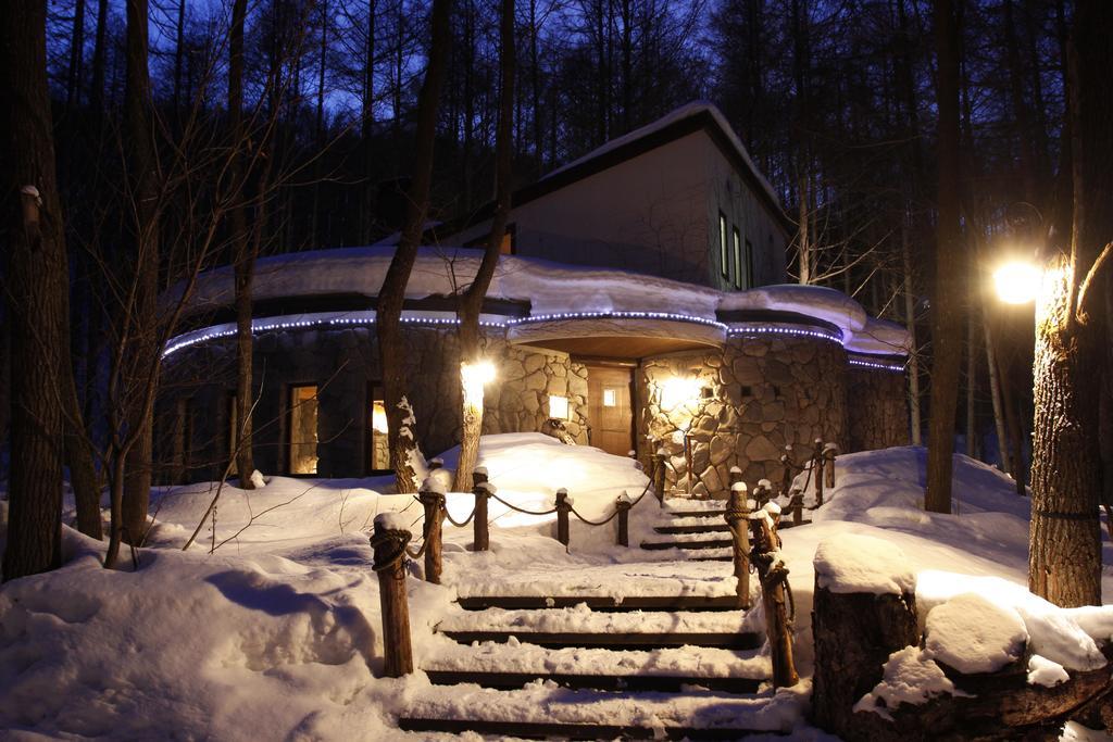 Shin Furano Prince Hotel מראה חיצוני תמונה The entrance to the Hoshino Resort Tomamu