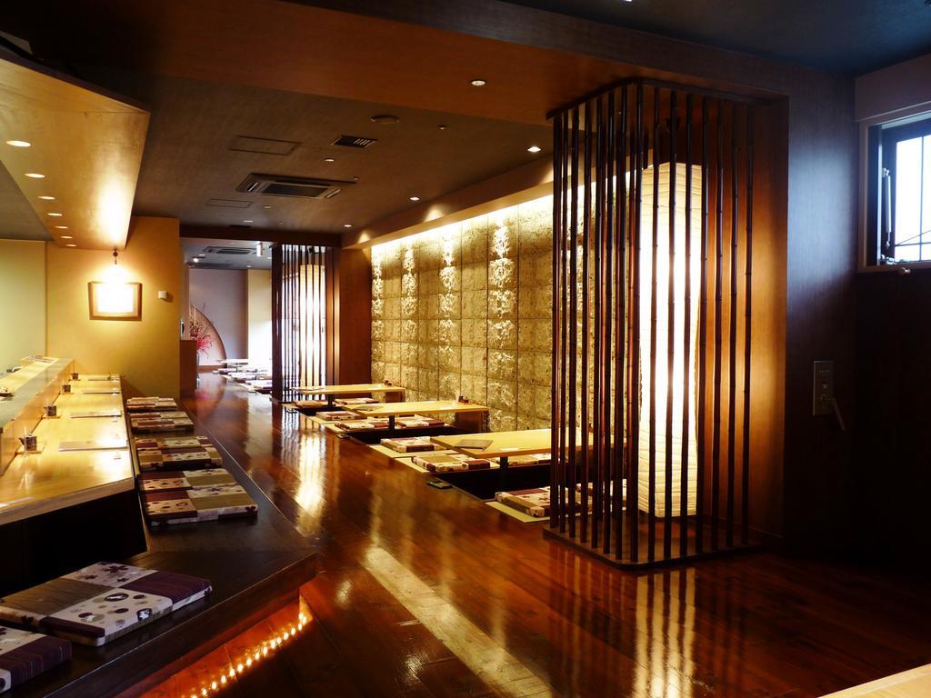 Shin Furano Prince Hotel מראה חיצוני תמונה Interior of a restaurant in Tokyo